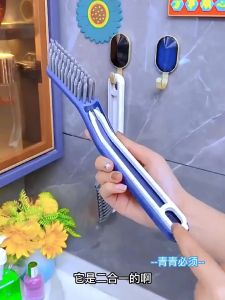 Two-in-one multifunctional V-shaped brush