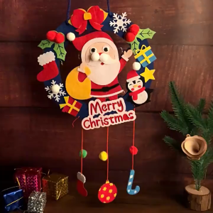 Anakkid---Christmas wreath with lights childrens handmade DIY creative Christmas pendants gifts for children