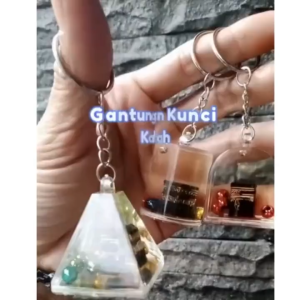 Gantungan Kunci Kakbah Isi Air Oleh-Oleh Haji dan Umroh (5 pcs)