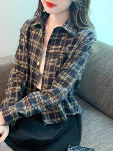 Early Autumn 2025 Fashion Short Thin Outerwear Ladies Vintage Loose Plaid Long Sleeve Shirt Commute Style Polyester Fiber