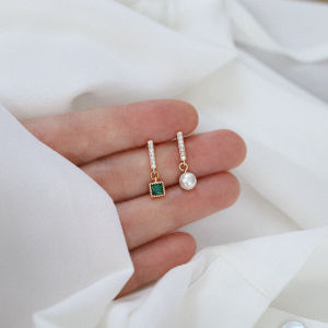 Meaning Handmade Asymmetric Pearl Emerald AB Earrings Women Elegant Micro-Inlaid Simple Earrings New