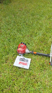 04175 เครื่องตัดหญ้า 4 จังหวะ รุ่น TX-35 ยี่ห้อเทารัส Taurus รุ่นก้านหนา 2 มิล หัวเกียร์ฮอนด้าลูกปืน+เฟืองอย่างดีเกรดสูง