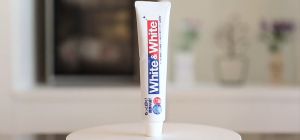 LION White & White Toothpaste 150g ยาสีฟัน สูตรปรับฟันขาว รสมินต์สดชื่น