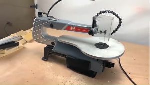 Happy Shop เลื่อยฉลุไฟฟ้า กำลังไฟ 180W เครื่องฉลุไม้/เครื่องฉลุไม้ไฟฟ้า ประกอบด้วยวัสดุต่างๆ ซึ่งได้รับประกันเครื่องมือ 100,000 ชั่วโมง กำลังได้รับการตั้งใช้งาน 2 ปี