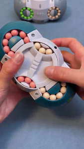 mainan kubus membosankan decompression putar kacang ajaib anak-anak mainan otak 6-14 tahun