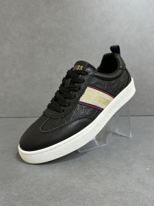 Mens Casual Shoes Fashionable Top Layer Cowhide Leather Breathable Comfortable Flat Bottom Board Shoes Sporty Style