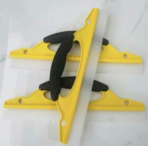 Gạt Kính Gạt Nước Xe Ô Tô 30Cm Tay Cầm Chữ D Tiện Lợi - Phụ Kiện Xe Hơi