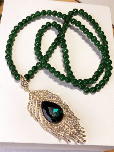 สร้อยคอแบบยาวประดับเพชรสีเขียวเข้ม สร้อยคอสเวตเตอร์ ประดับขนนกหยดน้ำ ประดับเพชรเต็ม สำหรับผู้หญิง โซ่โลหะผสม