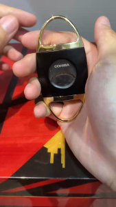 Cắt Cigar COB 389 - Tiện Lợi Đa Dạng Màu Sắc Giá Tốt