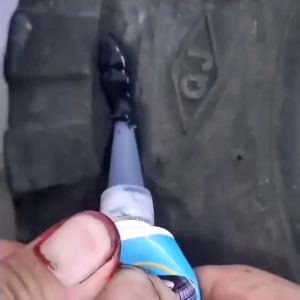 Lem Tambal Perbaikan Ban Mobil Sepeda Motor Anti Bocor/ lem tambal ban luar mobil /Tire Glue Repair Tambalan darurat/Lem Reparasi Goresan Samping Ban Mobil /Strong glue car tires black rubber crack repair gluepair Glue Car Tire Sid DZ