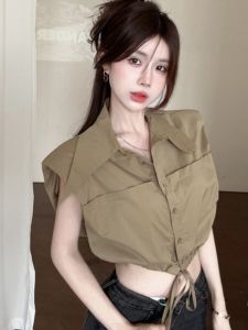 GUZILIAN | เสื้อเชิ้ตแขนกุดคอโปโลผู้หญิงฤดูร้อน ทรงเข้ารูป สายรัดเอว เสื้อเชิ้ตทรงสั้นแบบลำลอง เสื้อเชิ้ตสไตล์เกาหลี