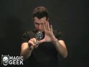 Alat Sulap Expolding Bulb - Sulap Lampu Pecah Sendiri - KZ144