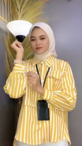 Kemeja Stripe Shirt Salur Wanita Kantong Pocket Oversize Poly Rayon By Azka Collection