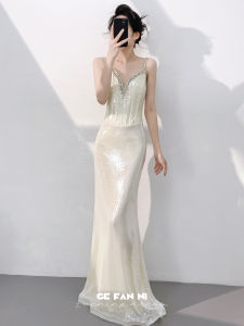 Champagne Gold Glamorous Banquet Mermaid V-Neck Evening Dress
