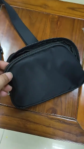 Simple and stylish nylon waterproof sports waist bag and chest bag