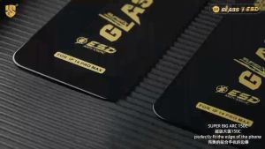 Y815 OG glass esd ป้องกันฝุ่น -เคลือบเงาทั้งสองด้าน หนา0.4mm - ด้านฐานสองสี0.35mm 1 กล่องมี10ชิ้น