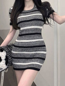 Đầm Dệt Kim Ôm Vừa Vặn Cho Nữ Mùa Hè 2025 Đầm Chữ a Cổ Tròn Tay Ngắn Dáng Rộng Dài Vừa Phải