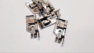 QUILTING PATCHWORK PRESSER FOOT 1/4 INCH // 1/4 INCH PATCHWORK QUILTING PRESSER FOOT / TAPAK QUILTING PATCHWORK 1/4 INCH