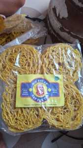 KERUPUK MIE BULAT TELUR CAP PAK TUA/KERUPUK MIE BULAT TELUR ASLI MEDAN 250GR