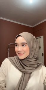 Segitiga instan jersy jilbab langsung pake/hijab instan segitiga jersy tanpa jarum/Kerudung instan