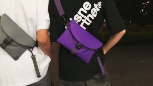 กระเป๋าสะพายผู้ชายคาดหน้าอก  สะพายข้าง น้ำหนักเบา ดีไซน์สตรีท สวย สไตล์เกาหลี  ใส่ได้ทุกเพศทุกวัย gb99