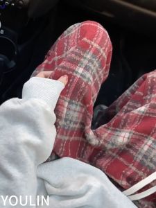 Faruline Store กางเกงขายาว กางเกงขายาว สีแดง คริสต์มาส ขน ลาย สก๊อต ขาตรง เชือกผูก เอวยางยืด สไตล์ INS แฟชั่นเกาหลี