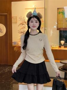 Áo Len Dệt Kim Ngắn Thêu Họa Tiết Hoạt Hình Dễ Thương Áo Sơ Mi Nữ Mùa Xuân Phong Cách Hàn Quốc Cổ Tròn Dài Tay Ôm Vừa Vặn