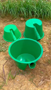 Big Plastic Water Ladle Thickened Water Scoop Reusable Easy Grip Garden Watering Bailer Multipurpose Scoop Watering Ladle
