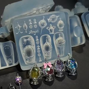 A belt buckle heart lock star moon sweet cool style three-dimensional nail decoration template transparent nail mold