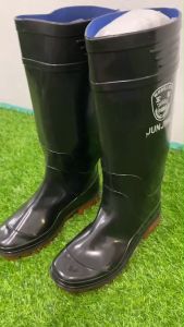 รองเท้าบูทยาว ตัดหญ้า ยาง PC ดำนา ด้วย รองเท้ากันน้ำ คุณภาพดี กันลื่น ที่กรีดยาง รองเท้าบูทยางเข้าสวน