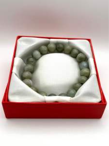 ข้อมือหยกพม่าแท้ ขนาด 10 มิล หยกแท้