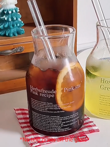 High Quality 2 Pieces Set Borosilicate Glass Smooth Bottle Cup with Glass Straw and Brush Perfect for Hot and Cold Drink