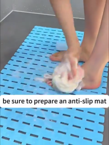 Anti Slip Bathroom Mat Quick Dry Bath Mat Strong Suction Cups Non Slip Floor Mat for Bilik Mandi Kitchen Mat Pelapik Waterproof Home Use