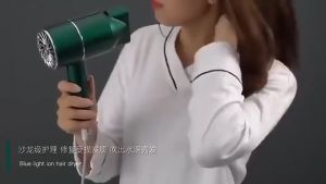 PUGTOP Hair Dryer Foldable Hairdryer Quick Dry Portable Negative Ionic Hair Care For Home MIni Travel Hair Dryer