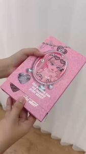 ALL IN ONE COMPLETE SET OF MAKE UP EYESHADOW HIGHLIGHTER BLUSHER AND CONTOUR