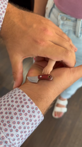 The Little Hand | Alat Sulap Tangan Tuyul Alat Sulap Murah Alat Sulap Lengkap | Uzop Magic Shop