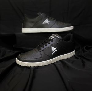 Sepatu Sneakers pria dan wanita sepatu sekolah dan santai (Sol jahitan)