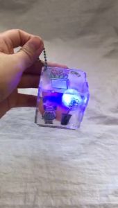 DIY Gantungan Kunci Sanrio Acrylic Puzzle Cube Keychain Lampu Gantungan Kunci Kubus