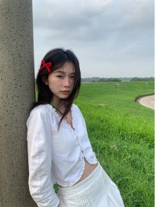 Pure Desire Sweet Spicy Lace Trim Micro Bubble Long Sleeve Shirt Women Summer Top Ins Style Commute Straight Tube Fashion Sun Protection