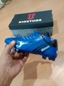 KIDZTUBS Sepatu Bola Anak Laki Laki Size 28 29 30 31 32 33 34 35 36 37 TUBS1710110624