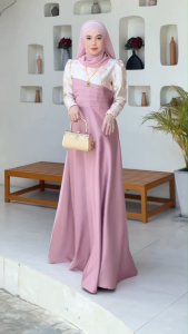 ชุดพร้อมผ้าคลุม แถมฟรีผ้าคลุมผืนเปล่าสีเข้าชุด ชุดอิสลาม เดรสมุสลิม เดรสยาว  เดรสออกงาน รุ่นผ้าแจ็คการ์ด ชุดเดรสอิสลาม ชุดใส่รายอ เดรสธีมเพื่อนเจ้าสาว ชุดเดรสใส่งานแต่ง ชุดนิกะห์