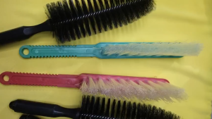 [VG311] Combo 2 khăn lau xe + 3 cọ lazang dài + 2 bàn chải cước dùng vệ sinh chi tiết xe máy