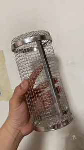Portable Stainless Steel Rolling Grill Basket Versatile Cylinder BBQ Mesh Rack Outdoor Camping Barbecue Accessory for Fish Vegetables French Fries