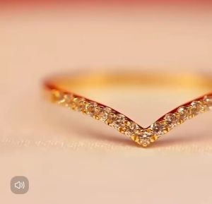 [ Bayar Ditempat ] Cincin Lamaran Wanita Bahan Titanium Anti Karat Luntur / Cincin Wanita Motif Full Permata Tanam Stainless Steel