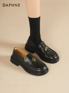 Daphne | Thick Sole Slip-On Retro British Camellia Loafers