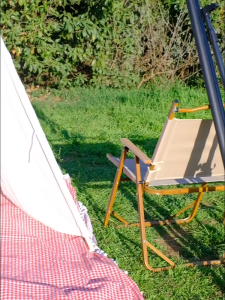 จอโปรเจคเตอร์ จอรับภาพ 4Kอัลตร้าเอชดี พับเก็บได้ 60/84/100 นิ้ว จอโปรเจคเตอร์พกพา 16:9 โฮมเธียเตอร์