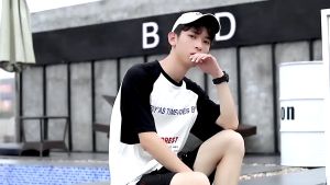 ฤดูร้อน รองเท้าแตะ รองเท้าแตะผู้ชาย รองเท้าแตะ รองเท้าชายหาด รองเท้าแตะฮิต👟