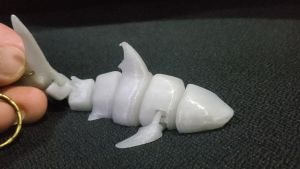3D printed Flexi White shark keychain