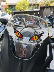 2PCS 3D Cat Eye Reflective Sticker Motorcycle Car Rearview Mirror Decal