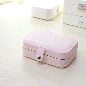 Hộp Đựng Phụ Kiện Chia Ngăn Màu Hồng Hình Chữ Nhật Hộp Để Trang Sức Thiết Kế Nhỏ Gọn Dạng Bấm Nút Bảo Vệ An Toàn TIDO TI DO